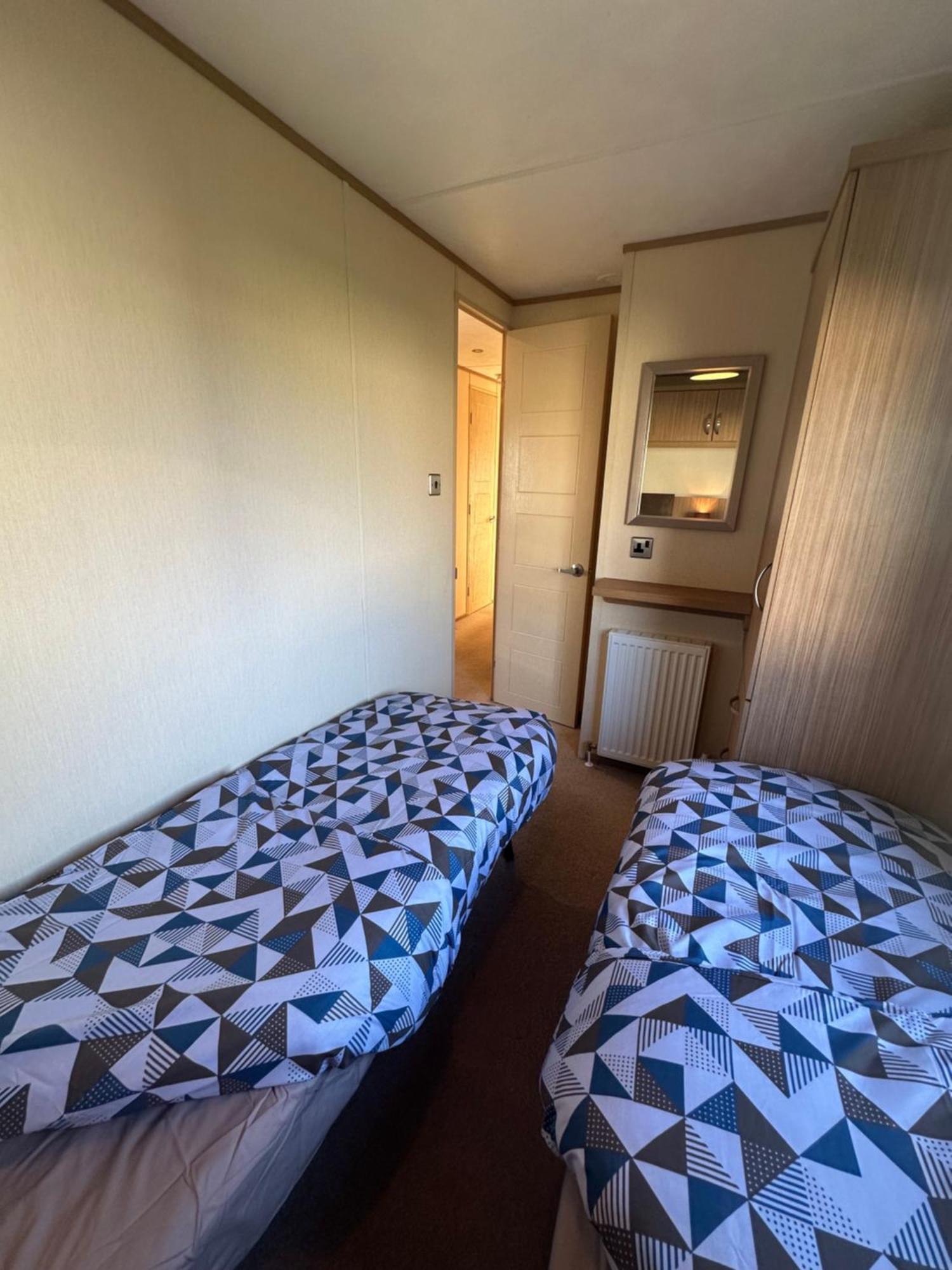 8 Berth Waterside Ingoldmells Santanavan 8 C22 Екстериор снимка