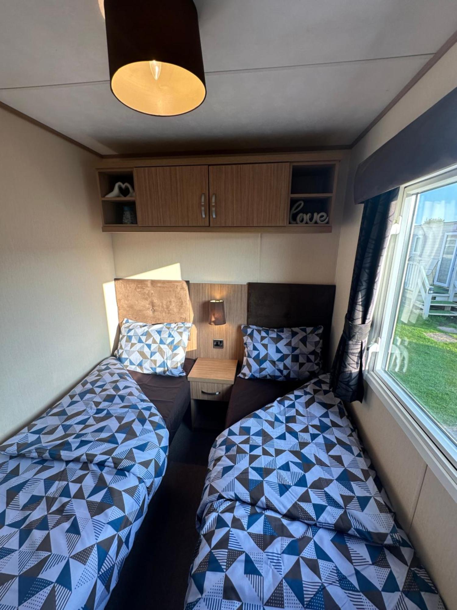 8 Berth Waterside Ingoldmells Santanavan 8 C22 Екстериор снимка