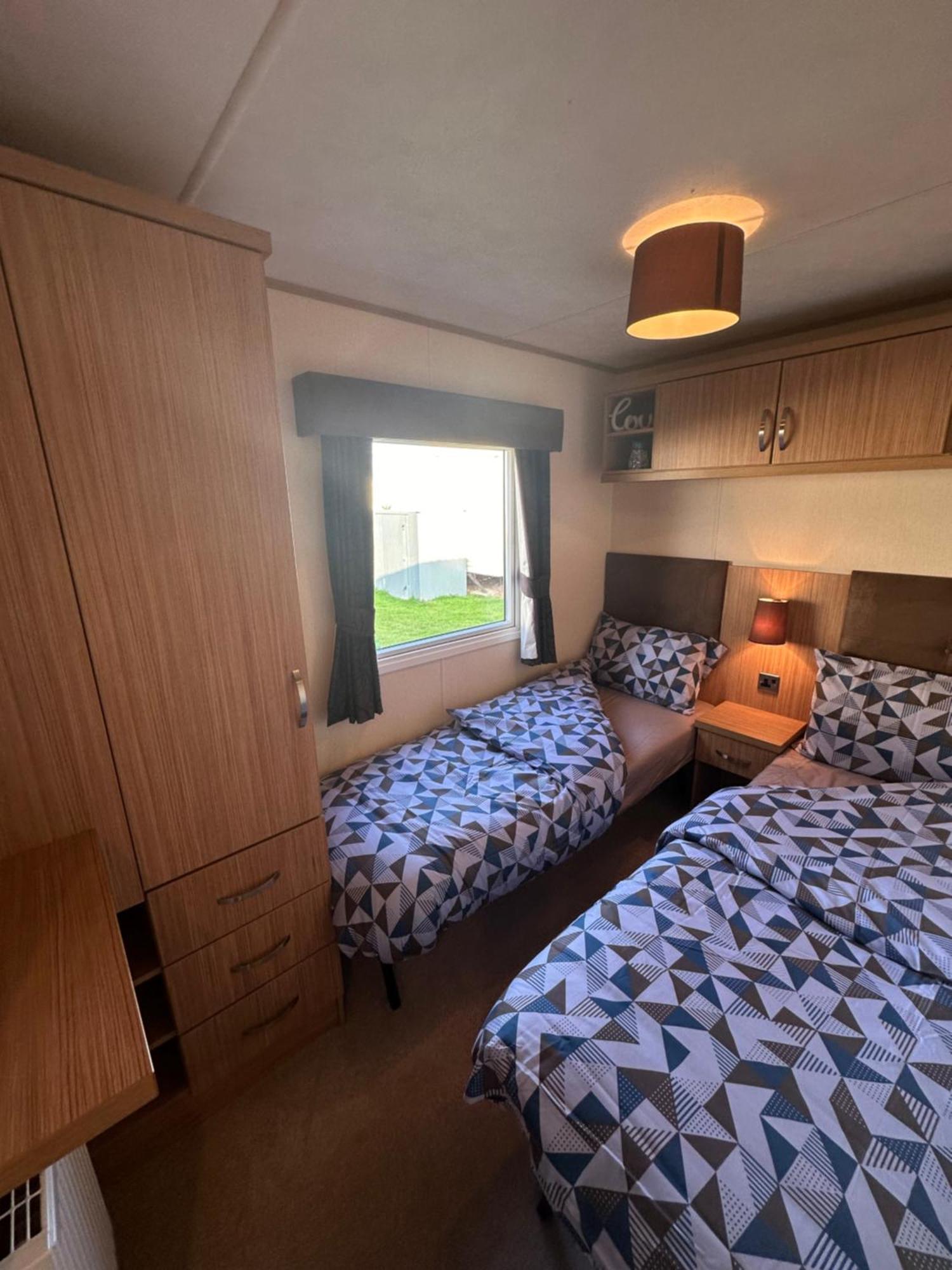 8 Berth Waterside Ingoldmells Santanavan 8 C22 Екстериор снимка
